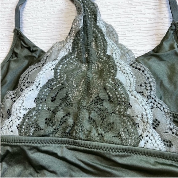 Aerie Orange Green Silky White Lace Bralette Bundle Small - Picture 7 of 7